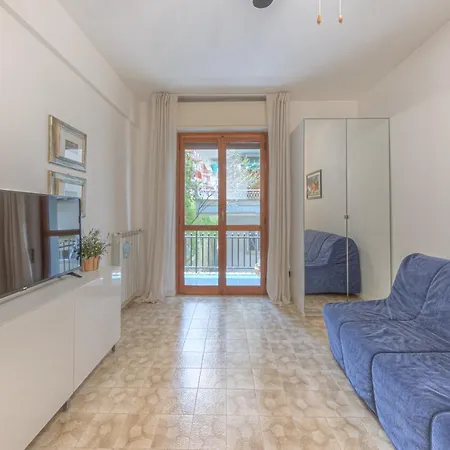 Comodo E In Ottima Posizione Appartement