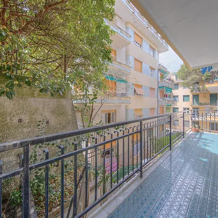 Comodo E In Ottima Posizione Appartement Rapallo