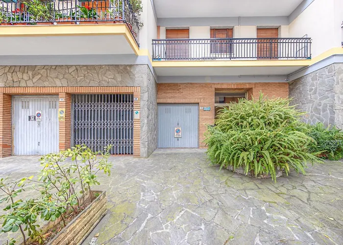 Comodo E In Ottima Posizione * Rapallo