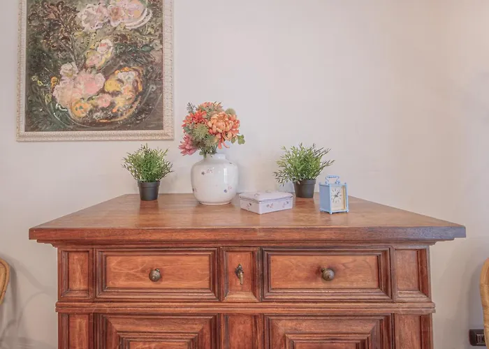 Comodo E In Ottima Posizione Апартаменти *