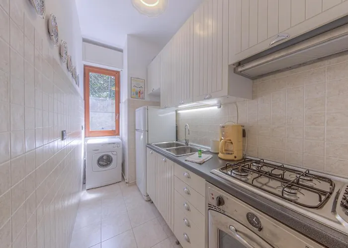 Comodo E In Ottima Posizione Рапалло