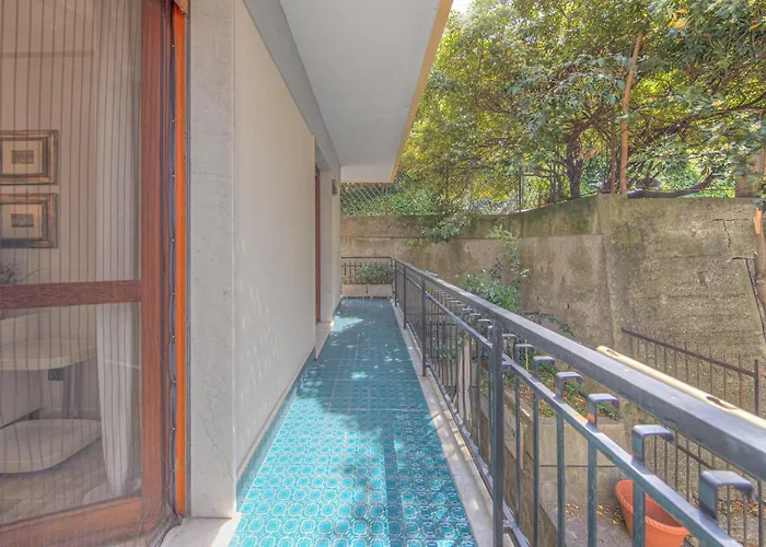 Comodo E In Ottima Posizione Апартаменти